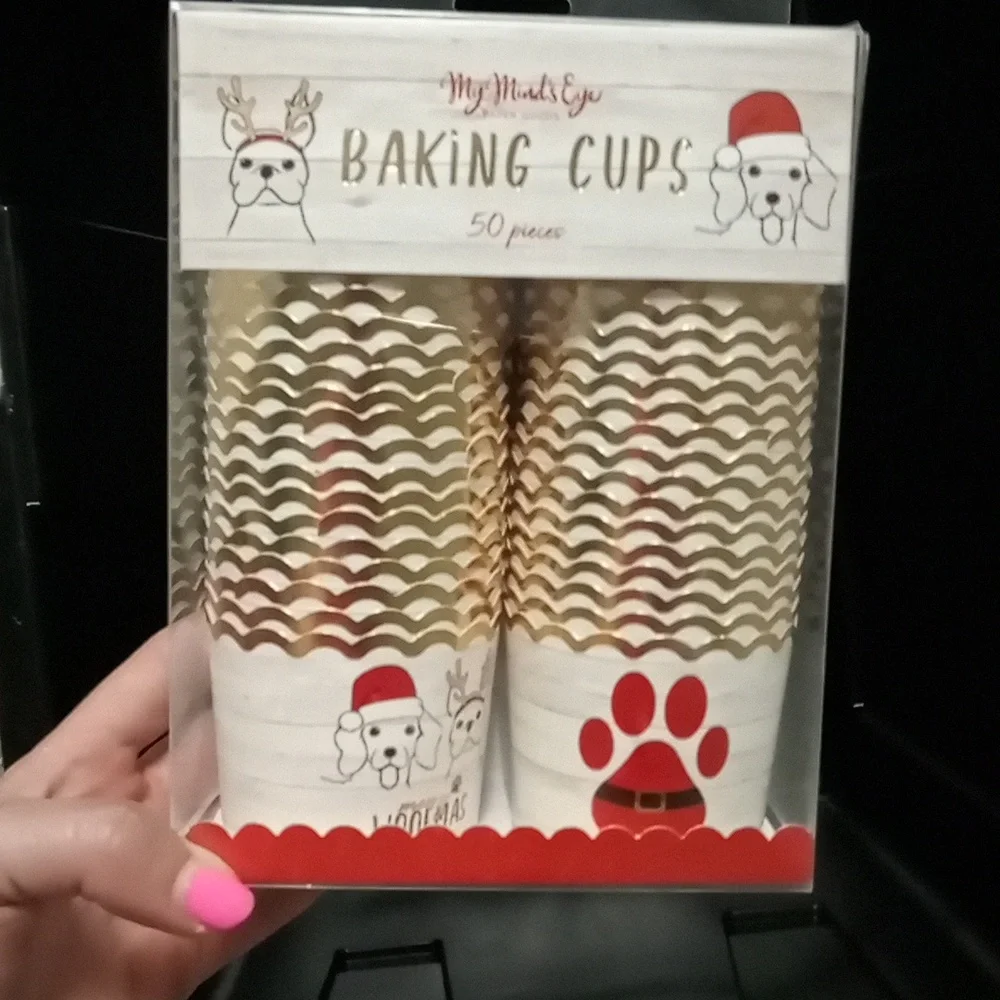 Baking cups christmas, holiday theme dog Santa